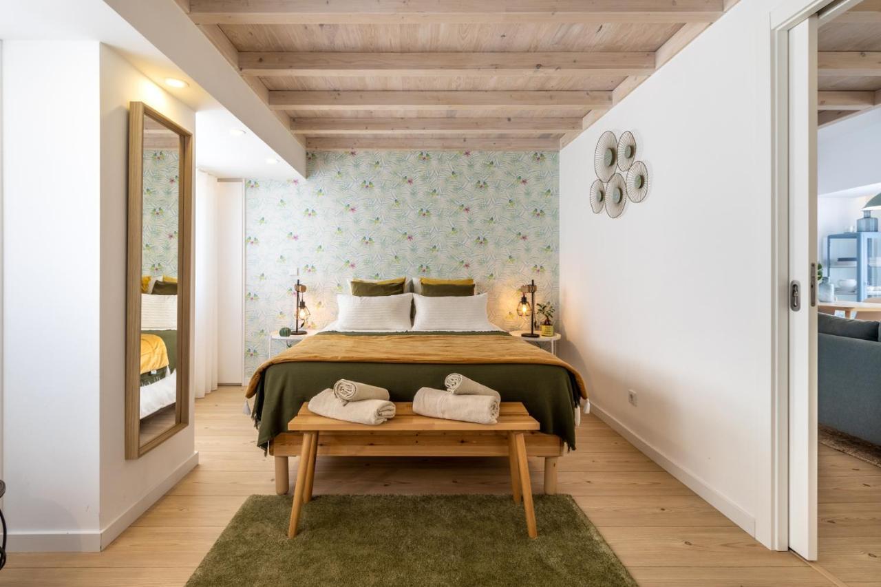 Carol Beach House Назаре Экстерьер фото