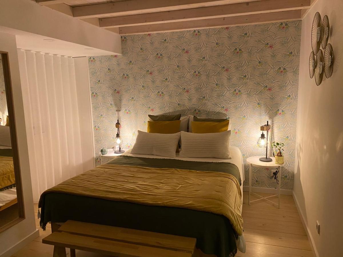 Carol Beach House Назаре Экстерьер фото