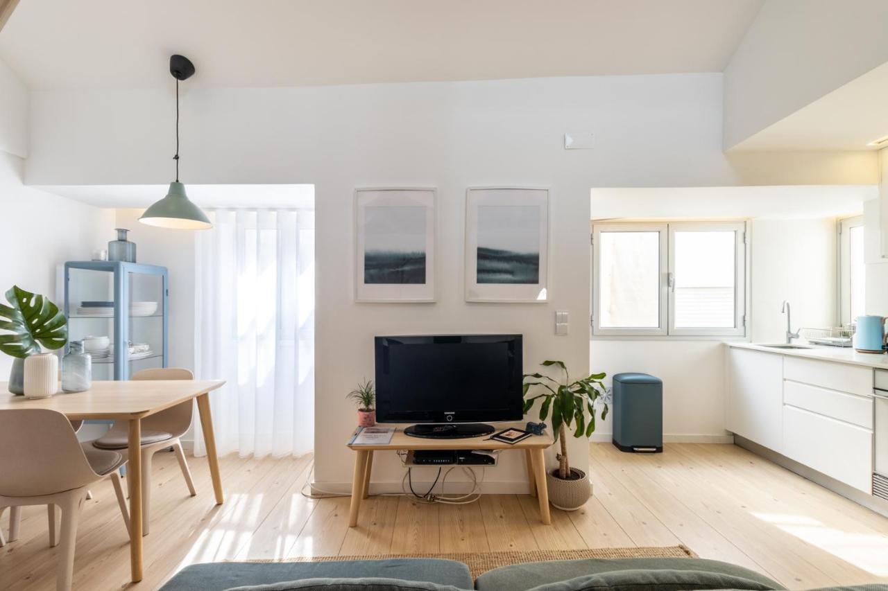 Carol Beach House Назаре Экстерьер фото