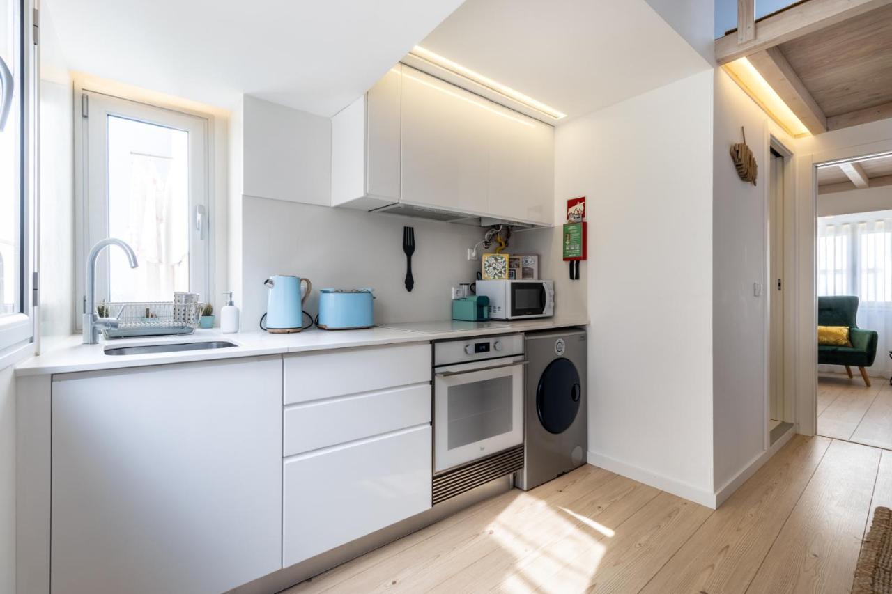 Carol Beach House Назаре Экстерьер фото