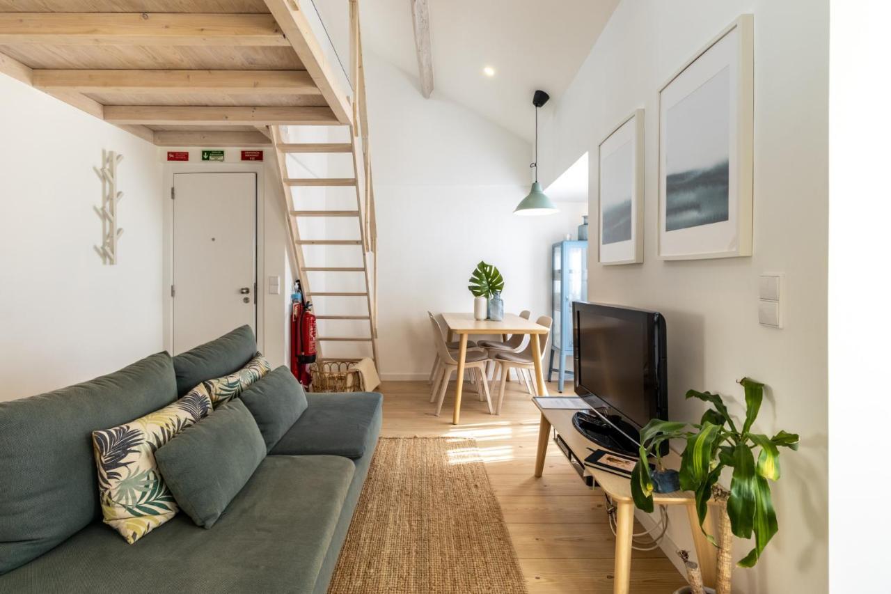 Carol Beach House Назаре Экстерьер фото