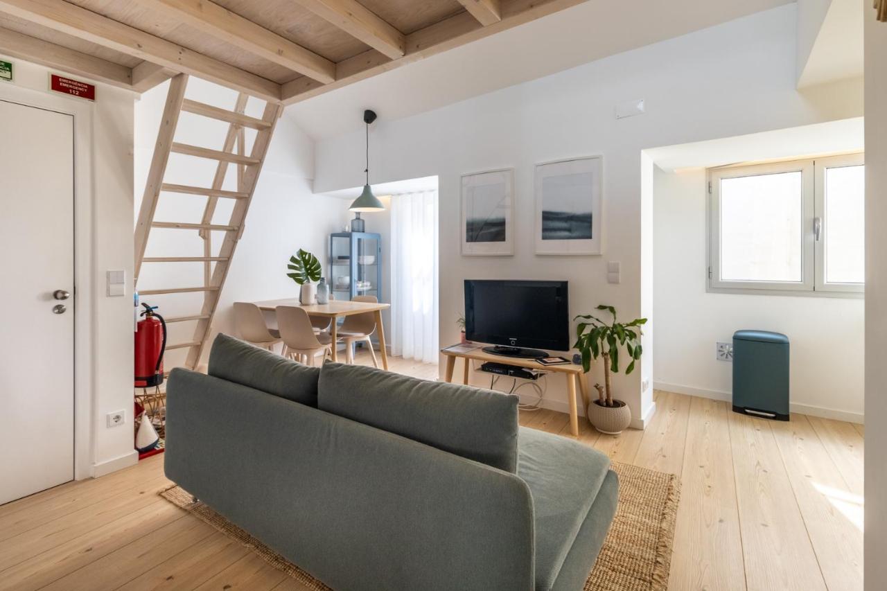 Carol Beach House Назаре Экстерьер фото
