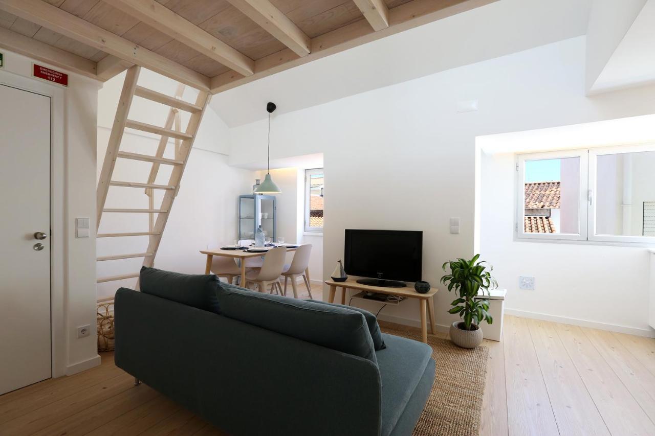 Carol Beach House Назаре Экстерьер фото